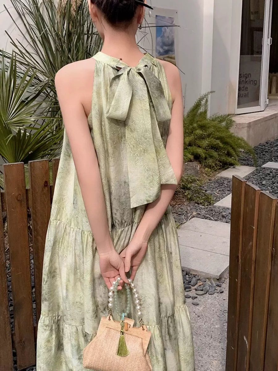 Yu Ceng Halter Neck Back Ribbon Tie Dress