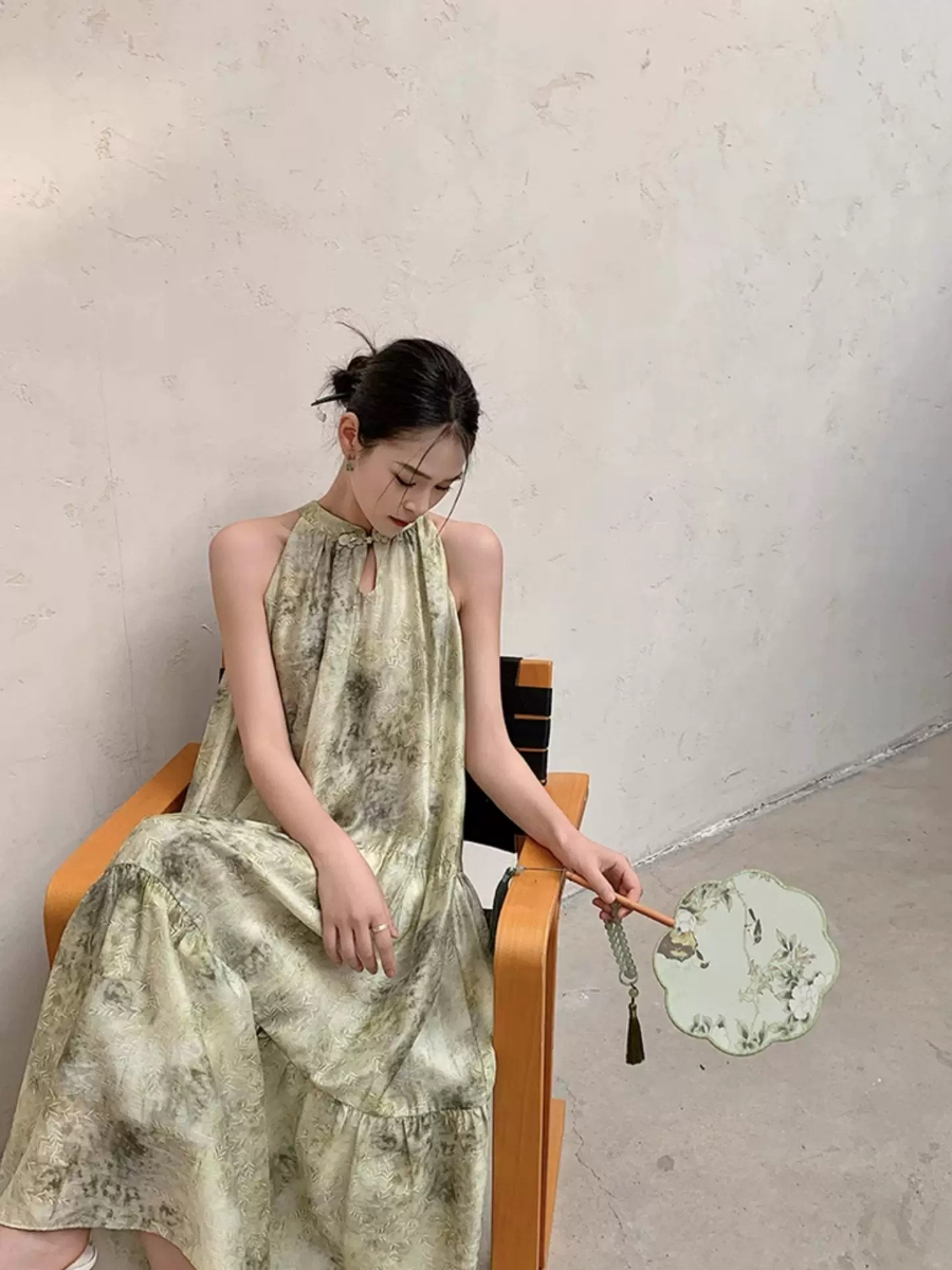 Yu Ceng Halter Neck Back Ribbon Tie Dress