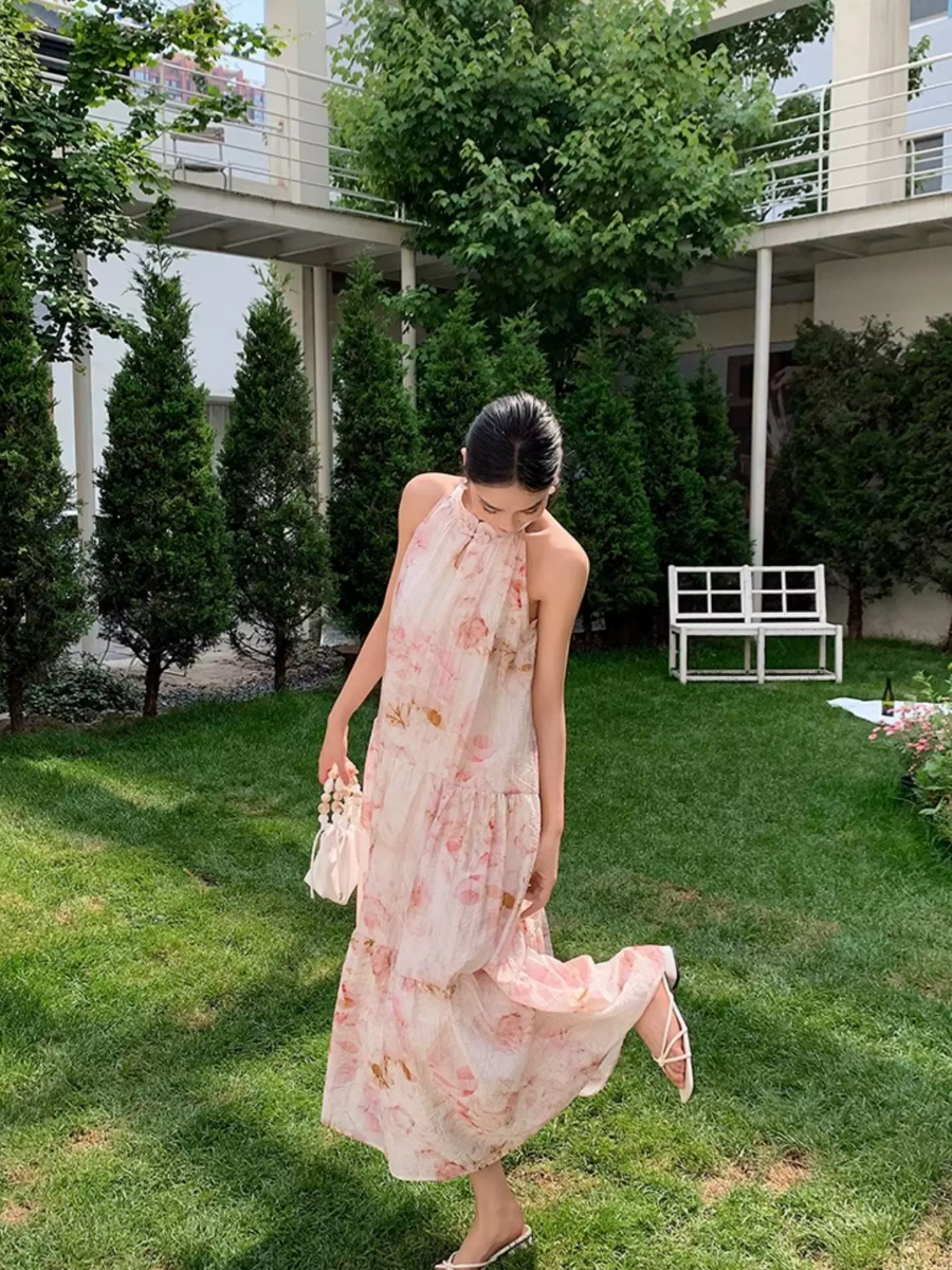 Yu Ceng Halter Neck Back Ribbon Tie Dress