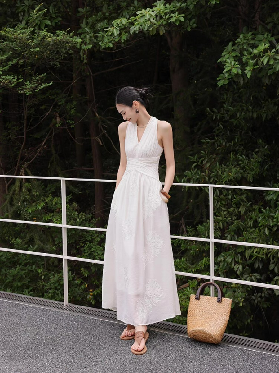 Maralyn Halter Neck Graceful Embroided Dress