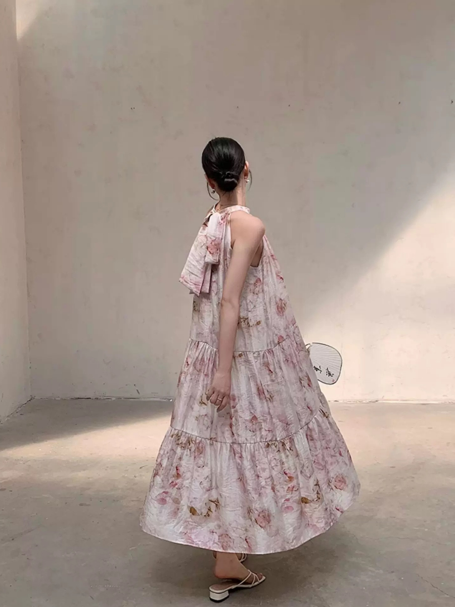 Yu Ceng Halter Neck Back Ribbon Tie Dress