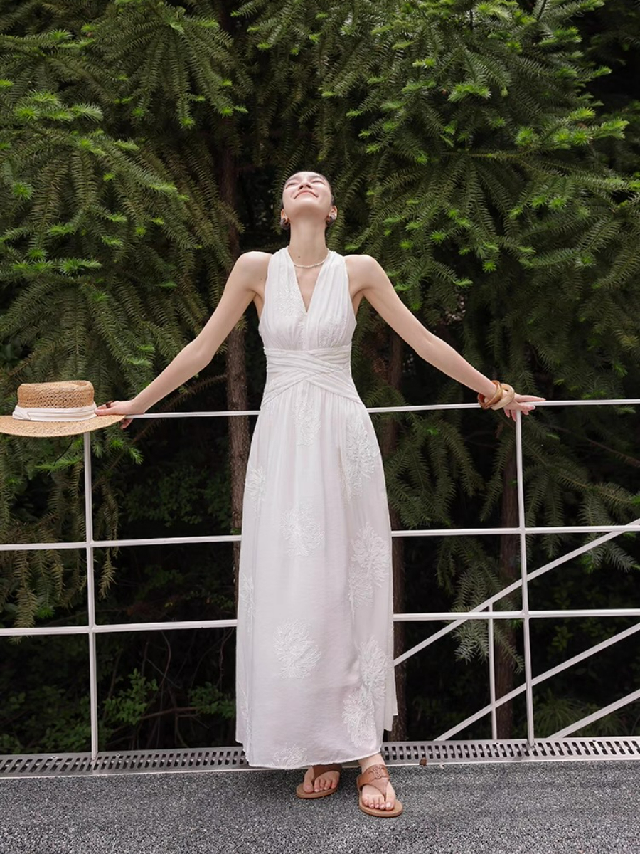 Maralyn Halter Neck Graceful Embroided Dress