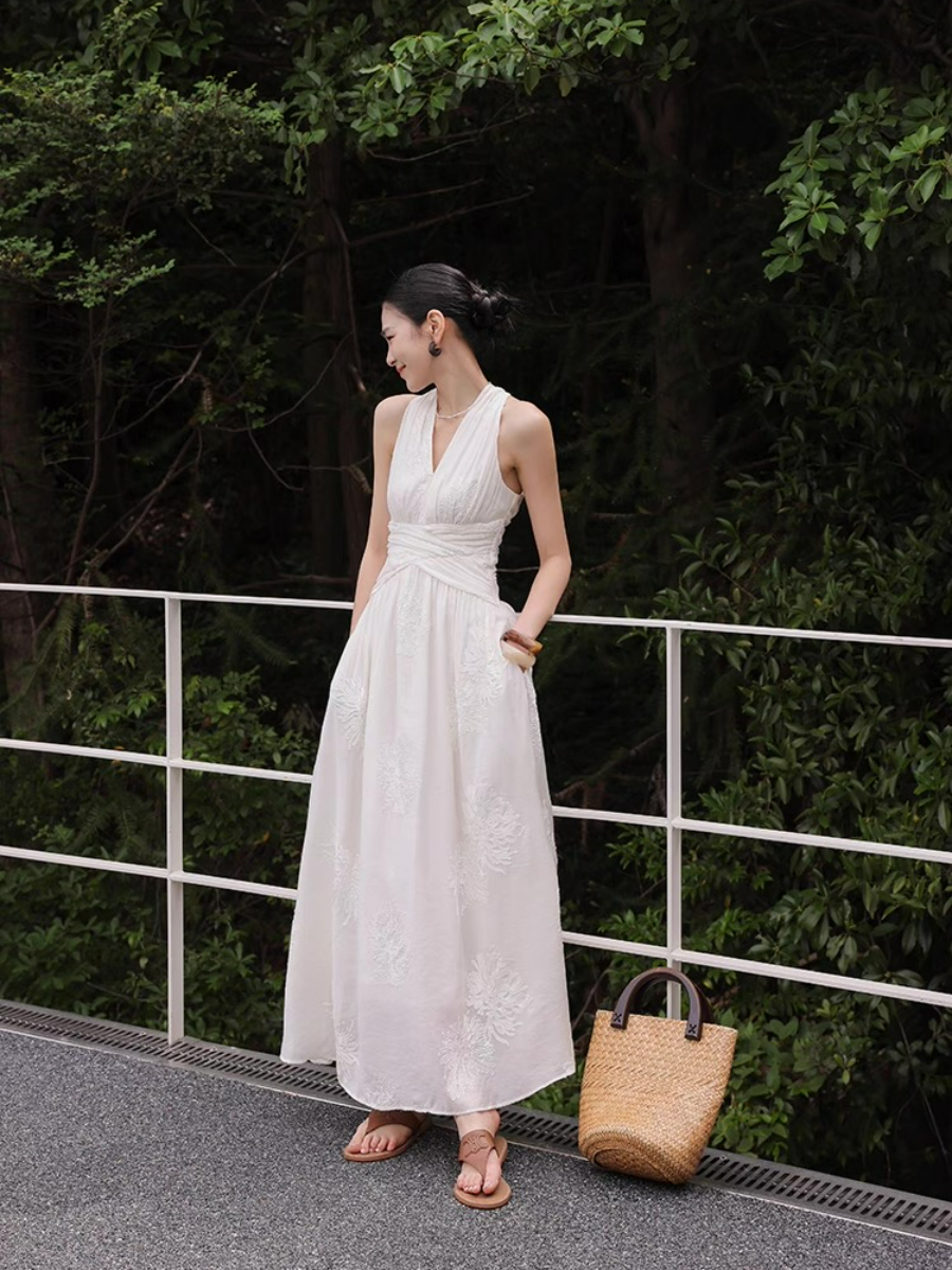 Maralyn Halter Neck Graceful Embroided Dress