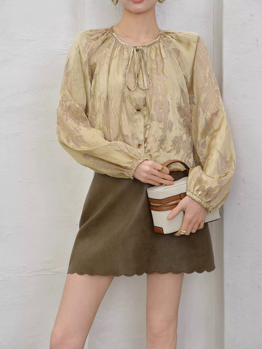 Yu Ding Puff Sleeve Delicate Top