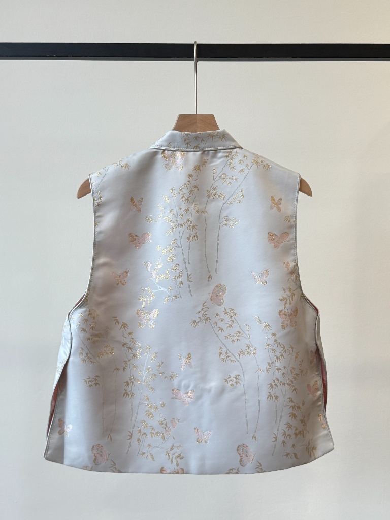 Shuang Er Oriental Vest (POS)
