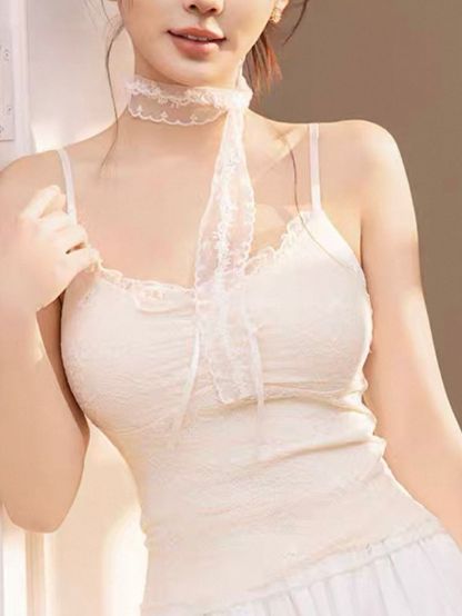 Emmy Lacey Padded Top