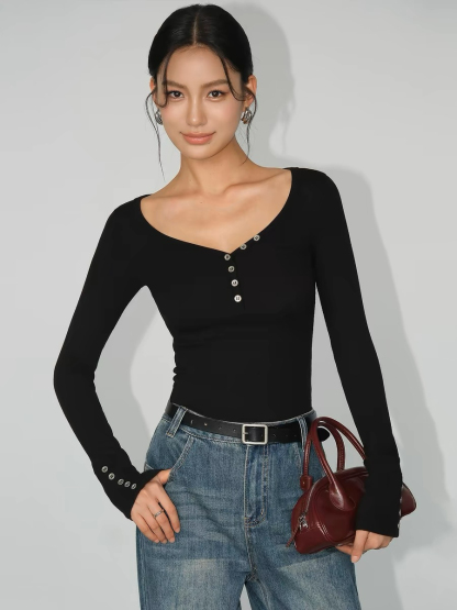Becky Buttoned Long Sleeve Knit Top-The Black Bow-