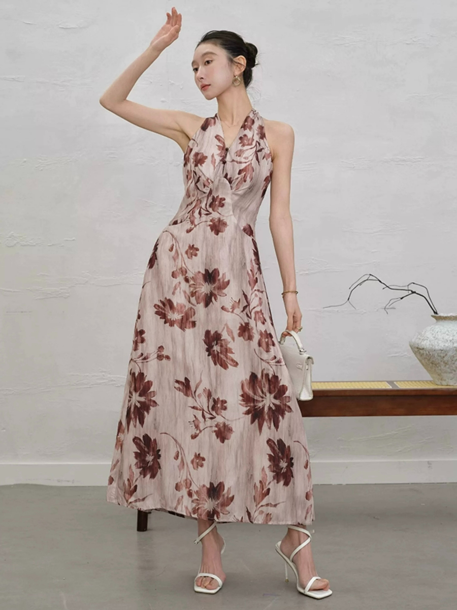 Ye En Halter Neck Floral Dress