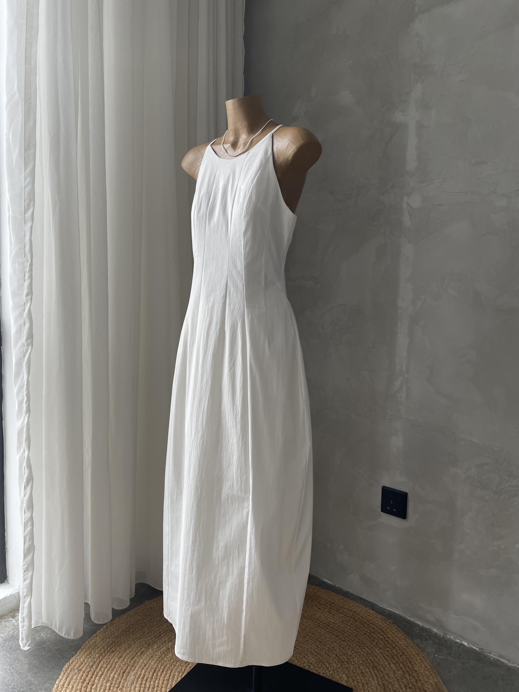 Keyla Halter Neck Dress with Pocket-The Black Bow-