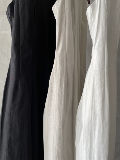 Keyla Halter Neck Dress with Pocket-The Black Bow-