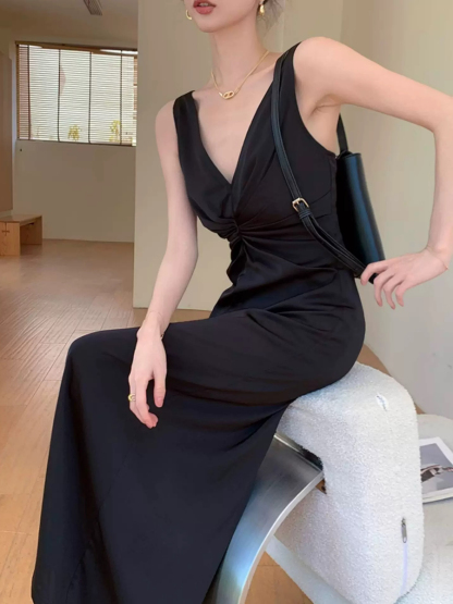 Yuhna V-Neck Maxi Dress