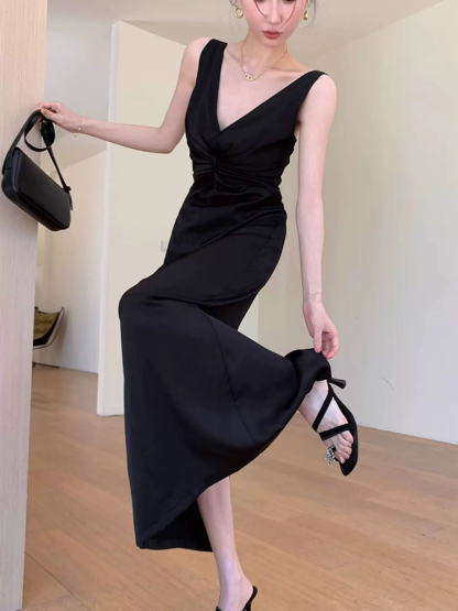 Yuhna V-Neck Maxi Dress