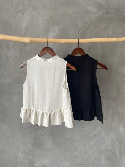 Hai Er Oriental Top with Back Peplum-The Black Bow-