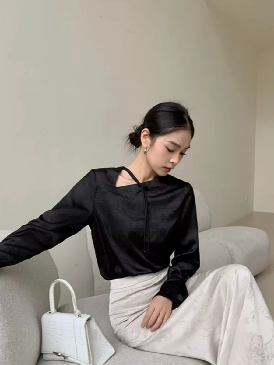 Yu Feng Asymmetric Collar Oriental Top