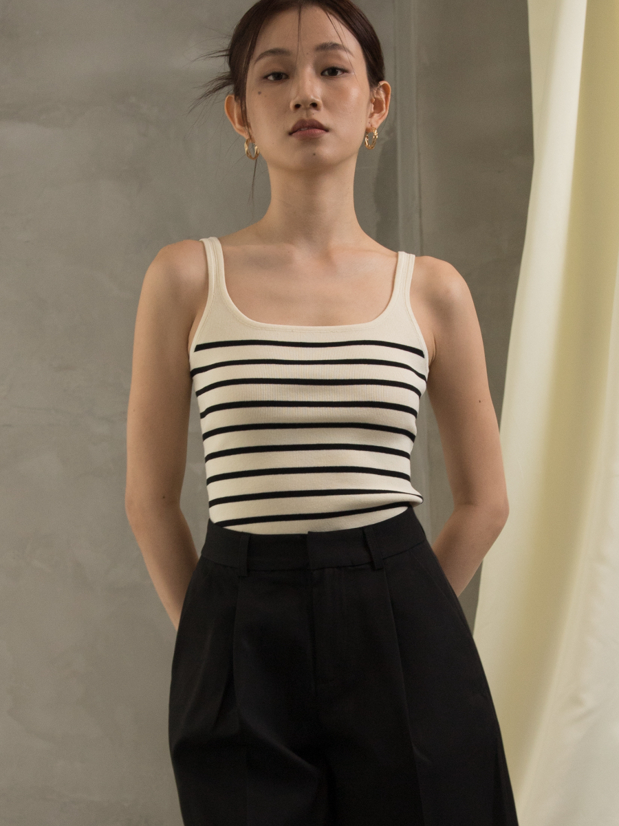 Gya Striped Knit Top (Discounted-Free Size)-The Black Bow-