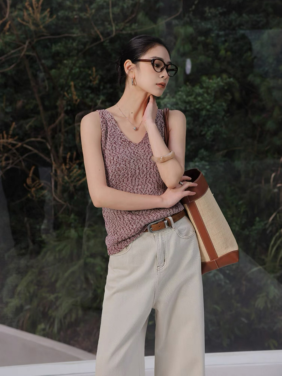 Murphie V-Neck Knit Top