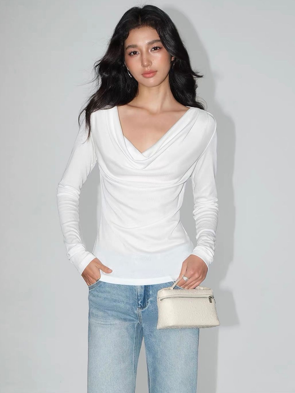 Vairy Swing Collar Lyocell Top