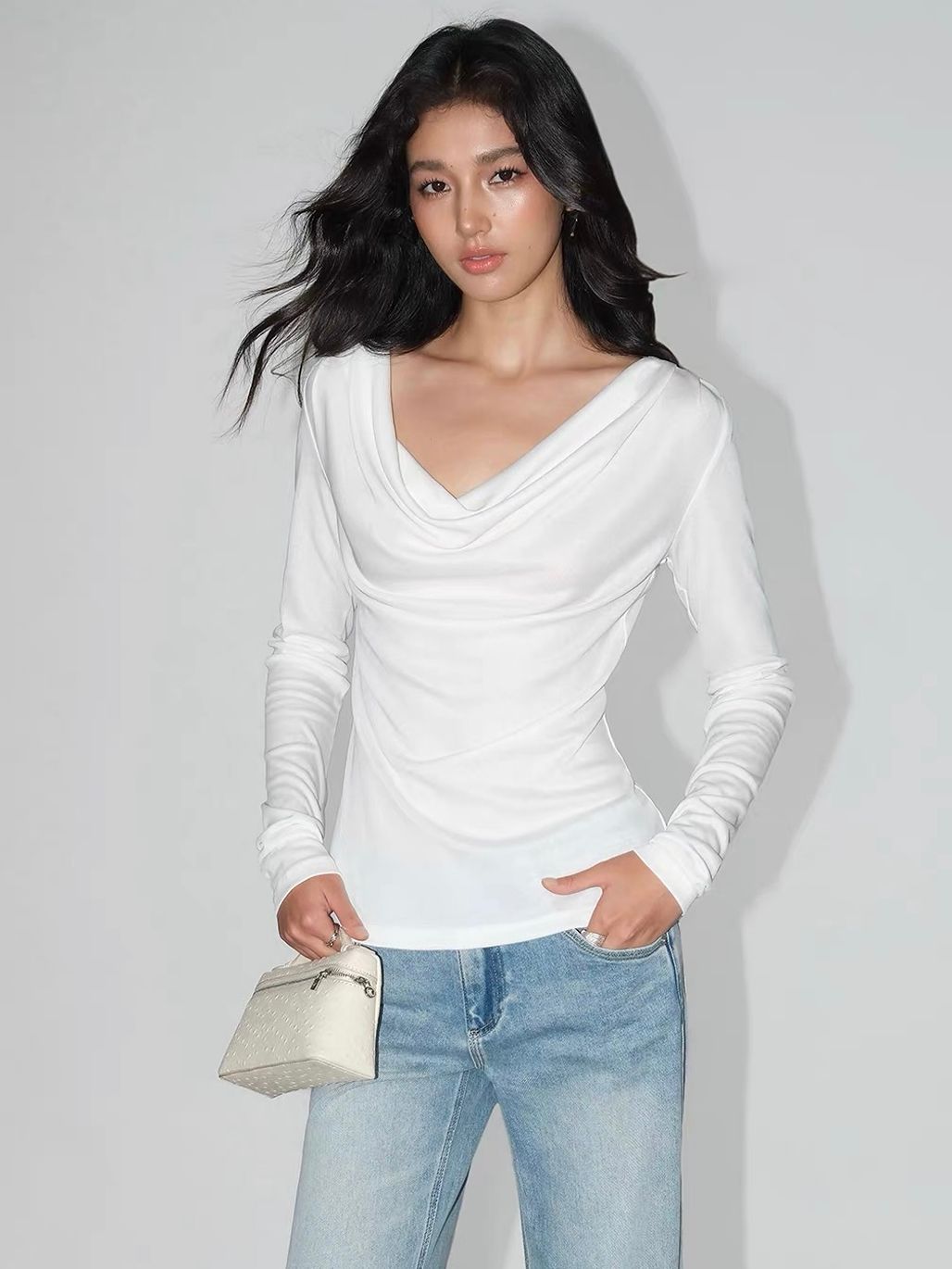 Vairy Swing Collar Lyocell Top