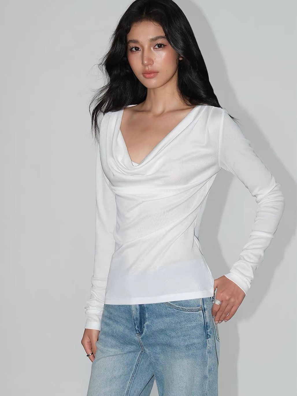 Vairy Swing Collar Lyocell Top