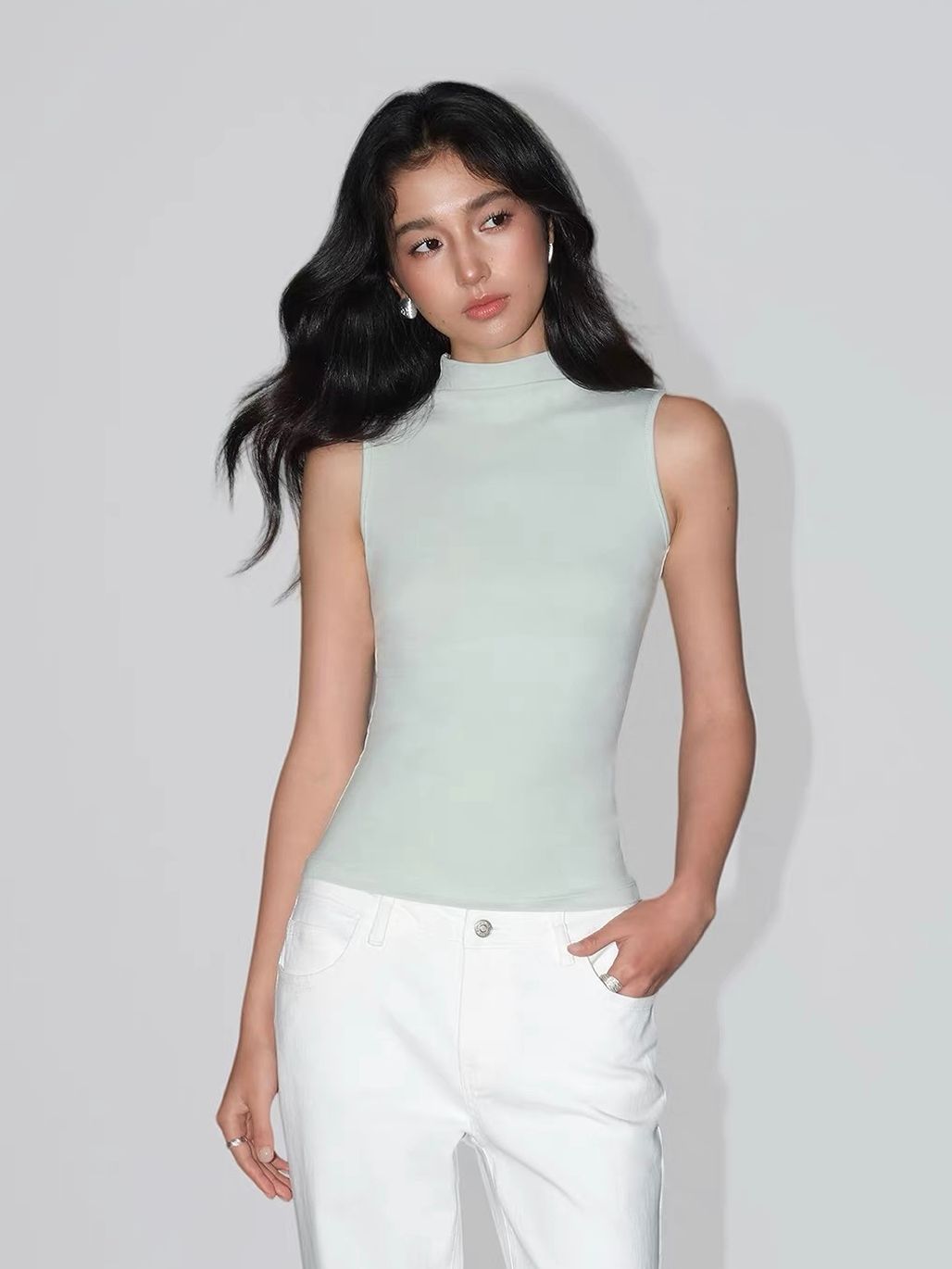 Valene High Neck Basic Top