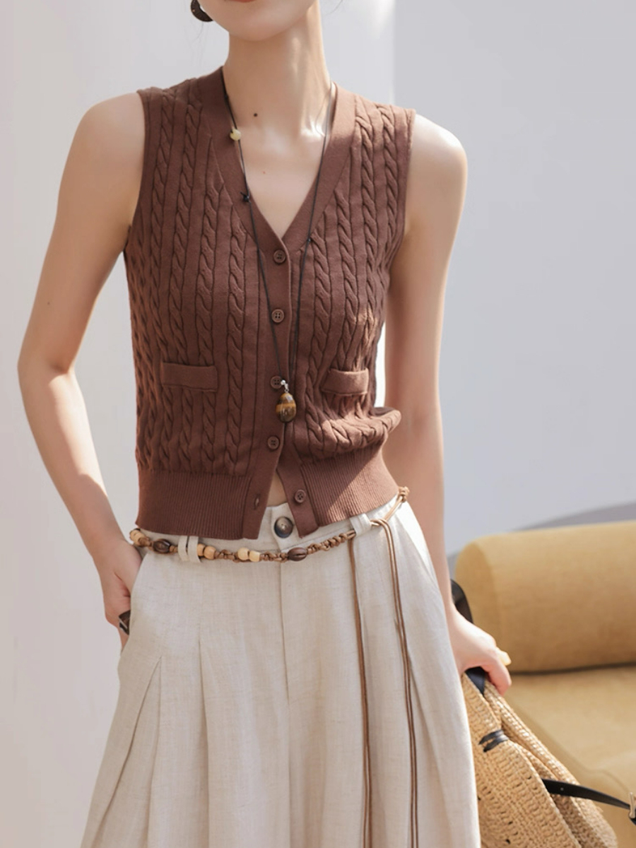 Medie Twist Knit V-Neck Top