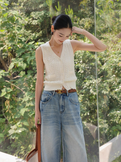 Medie Twist Knit V-Neck Top