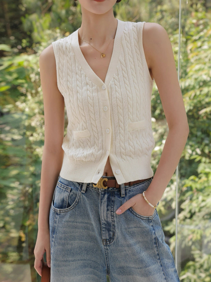 Medie Twist Knit V-Neck Top