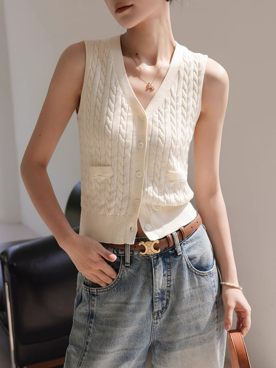 Medie Twist Knit V-Neck Top