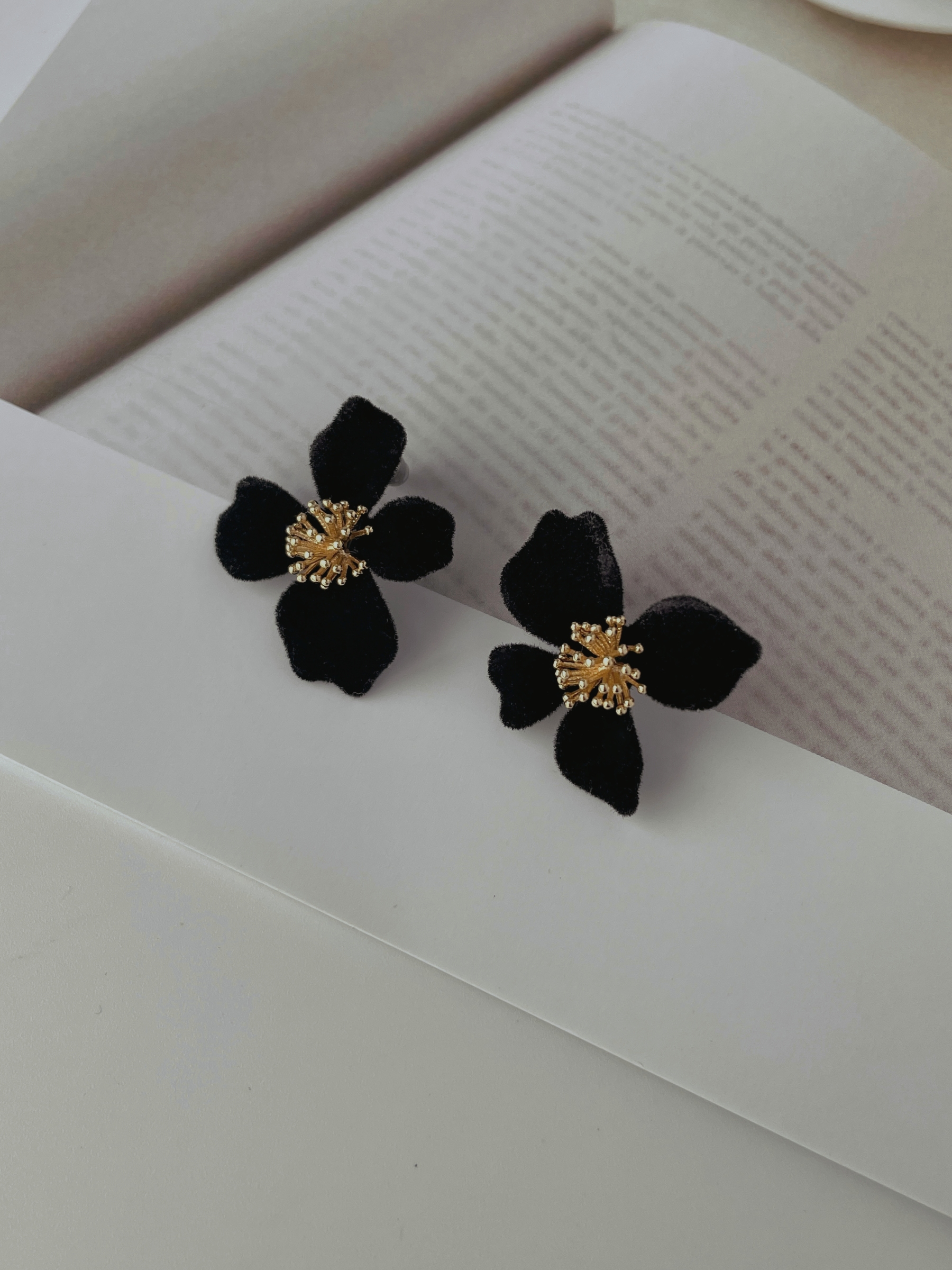 Eun-Seo Velvet Flower Ear Studs