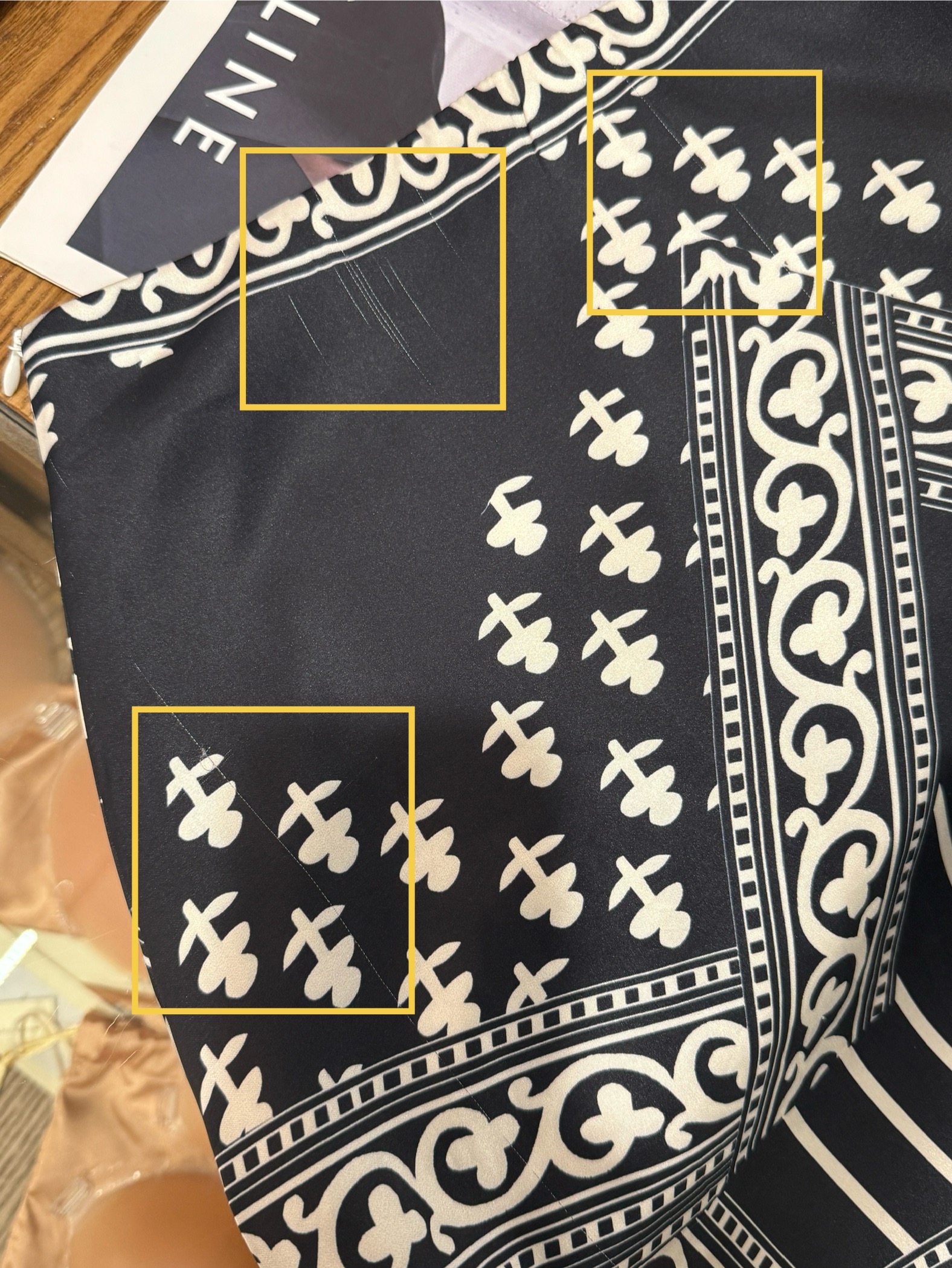 Videl Graphic Printing Skirt (Rejected-M size)