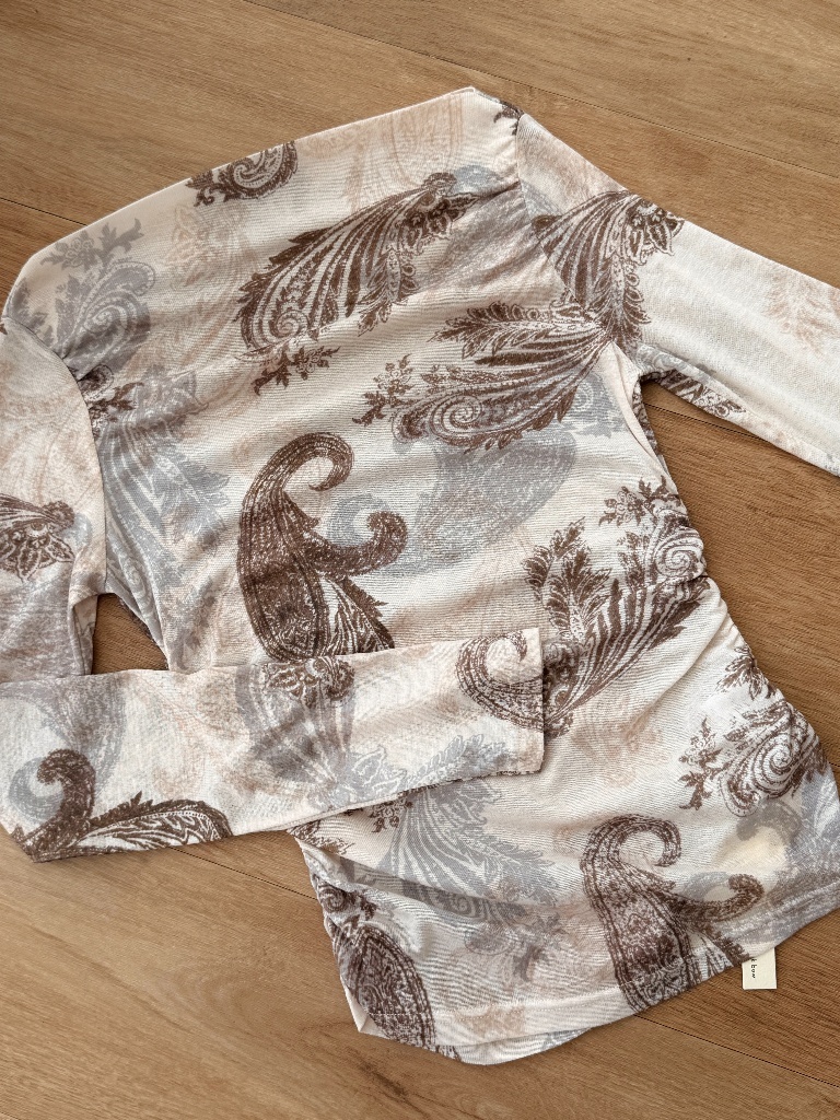 Marquise Feather Print Two Way Top (One/ Off Shoulder)