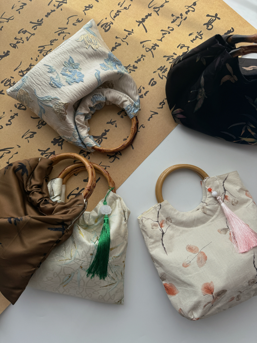 [FREE GIFT-DO NOT BUY] Oriental Bag-The Black Bow-