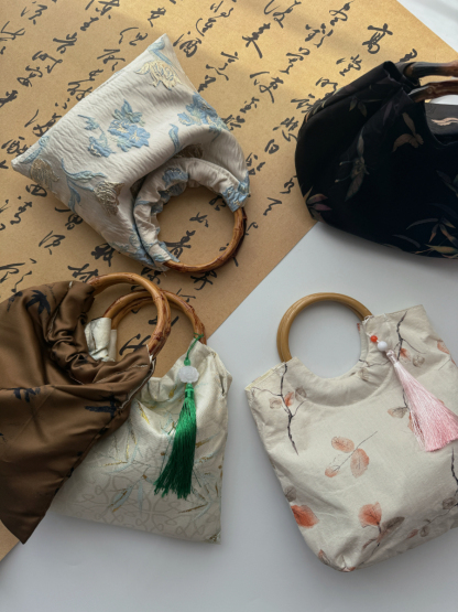 [FREE GIFT-DO NOT BUY] Oriental Bag-The Black Bow-