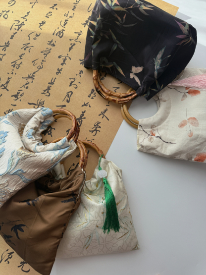 [FREE GIFT-DO NOT BUY] Oriental Bag-The Black Bow-