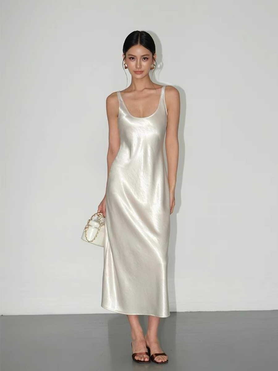 Wanetta Scoop Neck Satin Dress