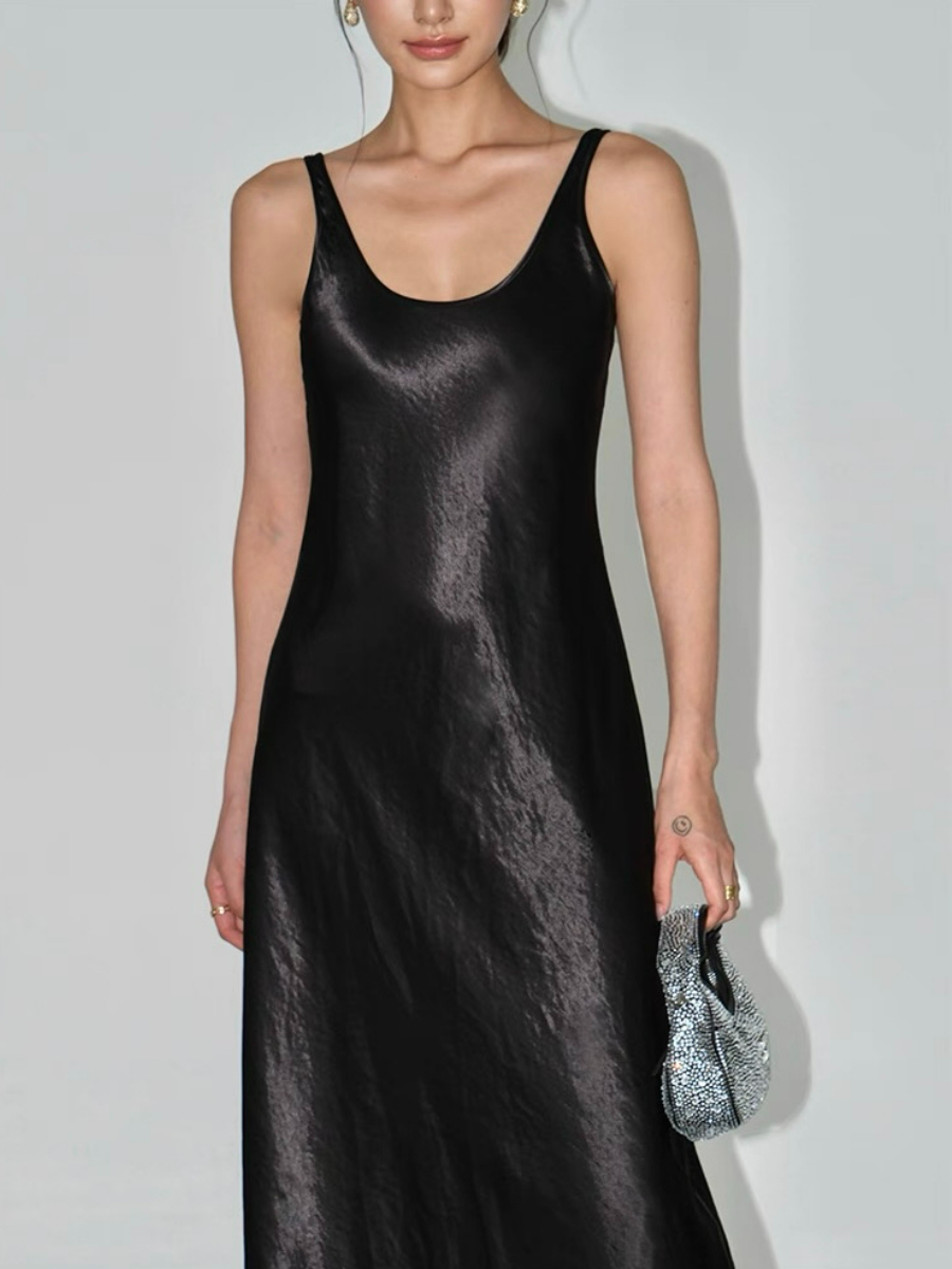 Wanetta Scoop Neck Satin Dress