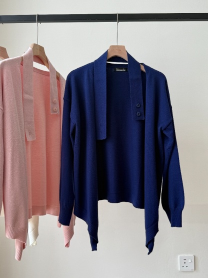 Vega V-Neck Top