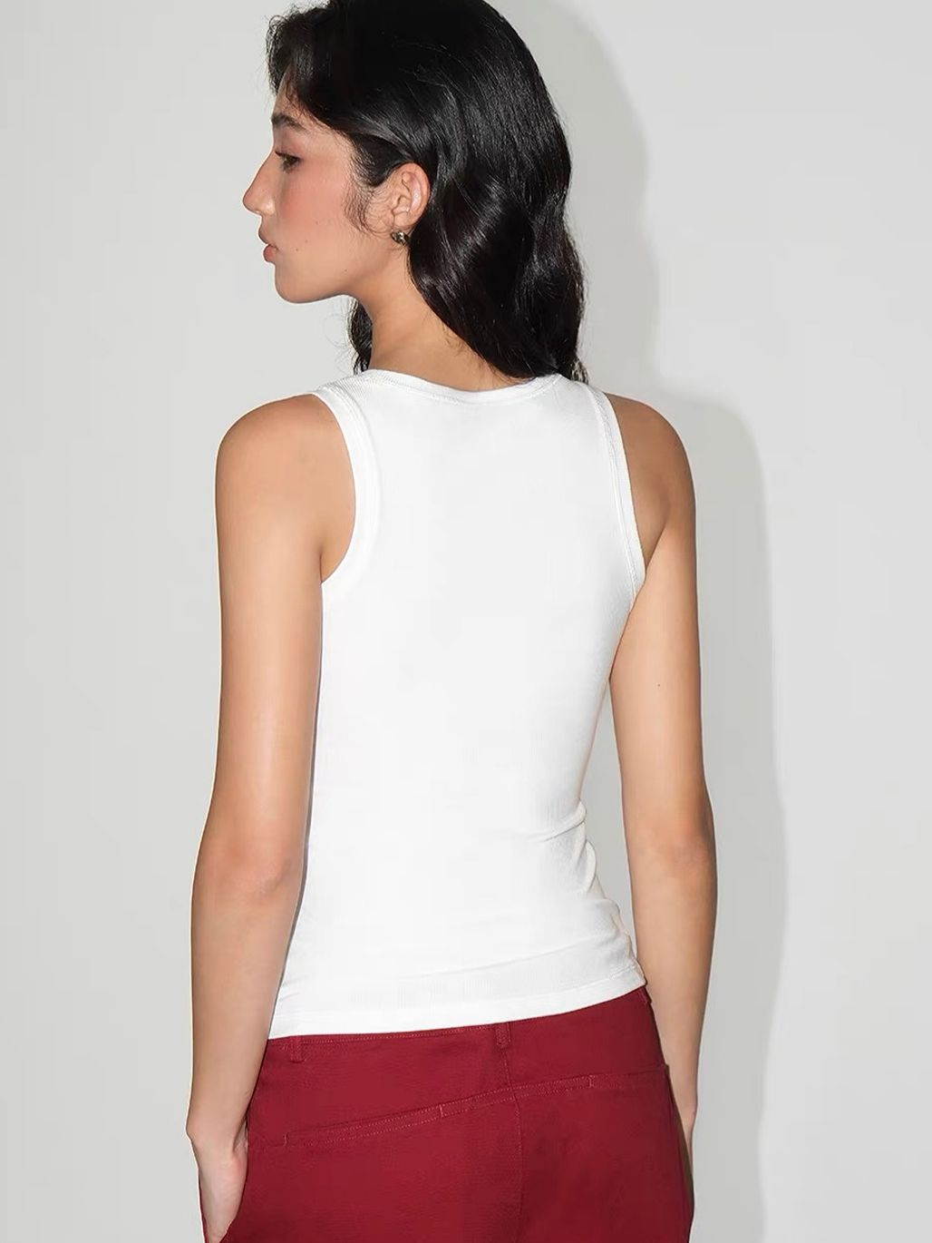 Vihika Round Neck Tank Top