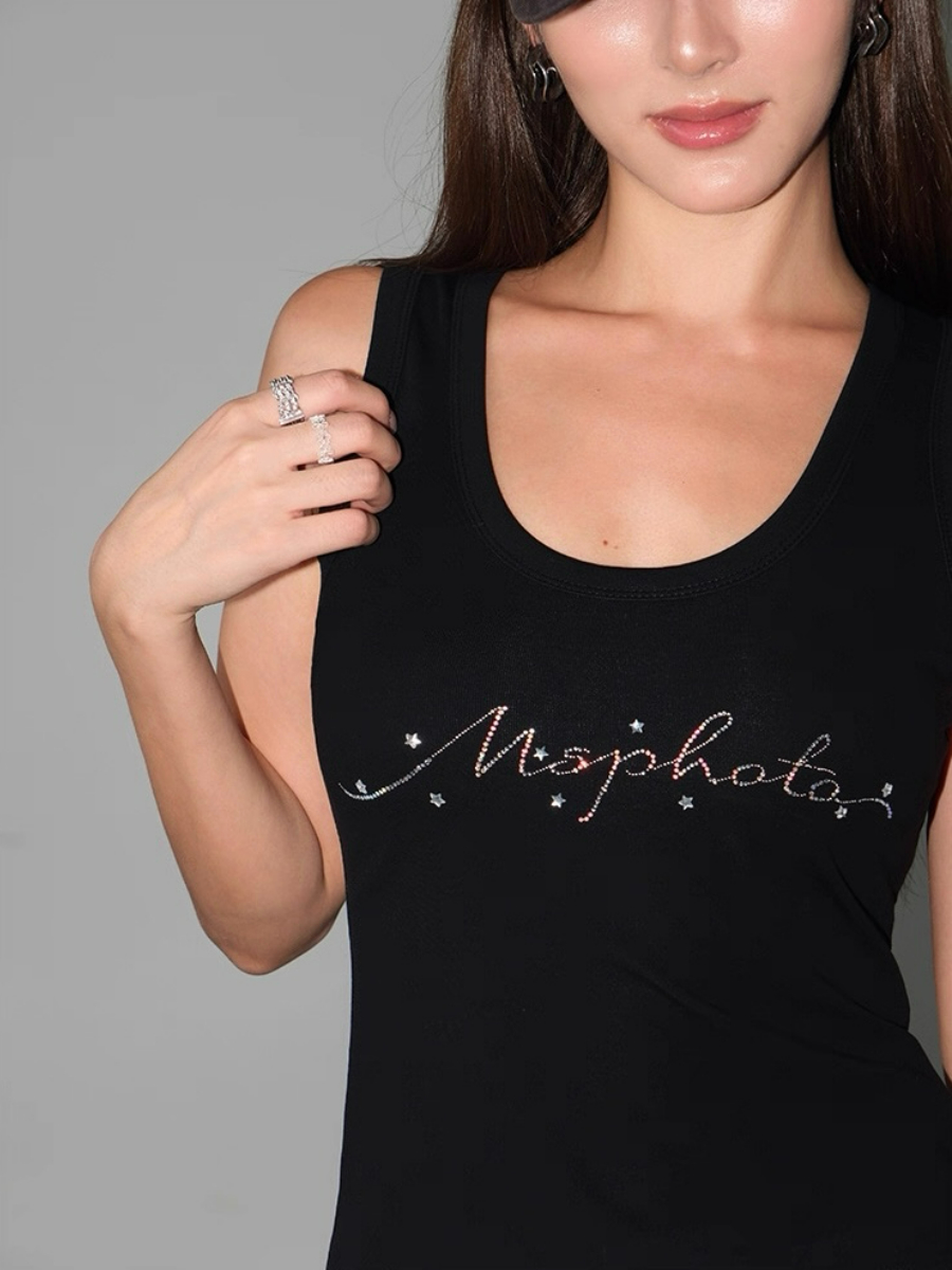 Willy Rhinestones Alphanet Scoop Neck Top