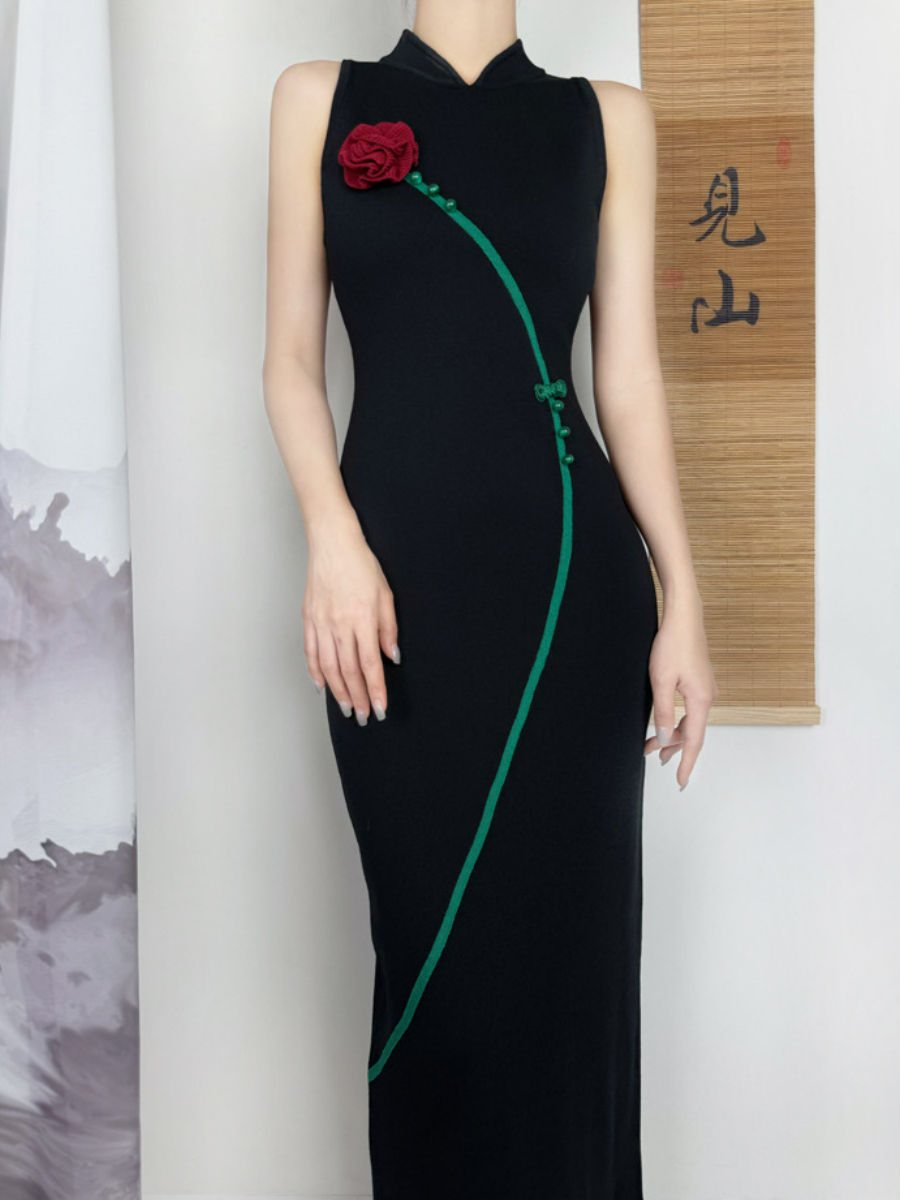 Yun Ye One Rose Knit Cheongsam-The Black Bow-