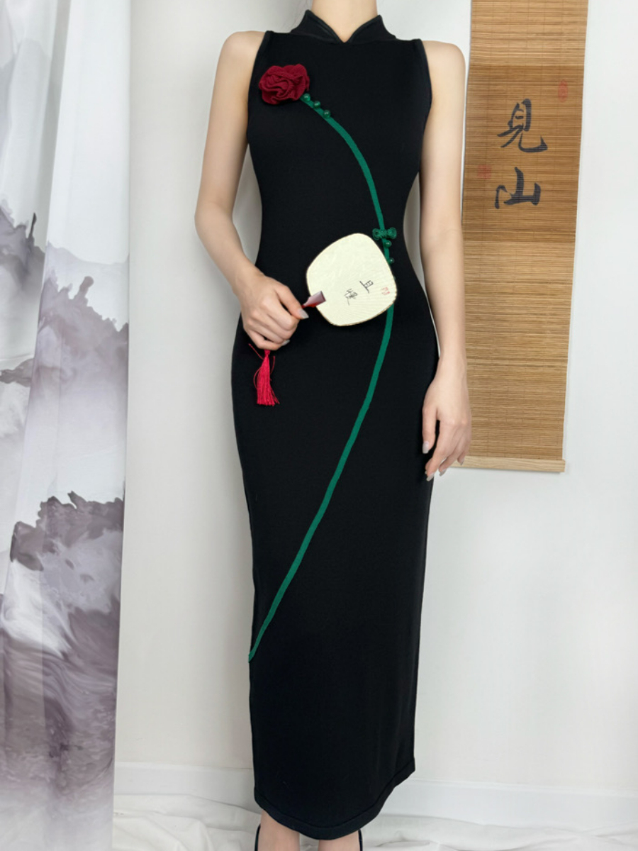 Yun Ye One Rose Knit Cheongsam-The Black Bow-