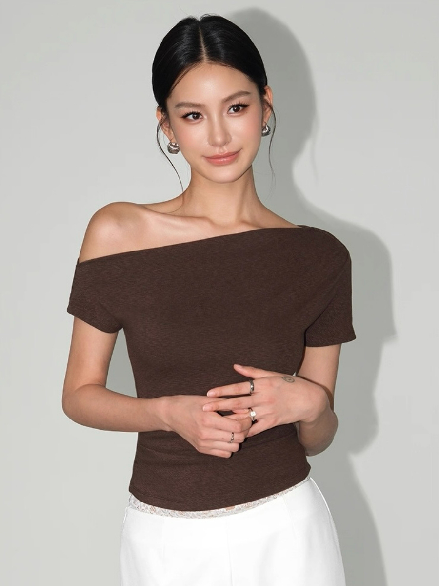 Wynn One Shoulder Knit Top