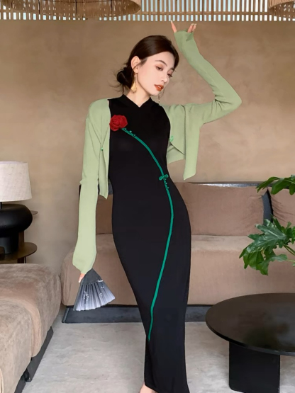 Yun Ye One Rose Knit Cheongsam-The Black Bow-