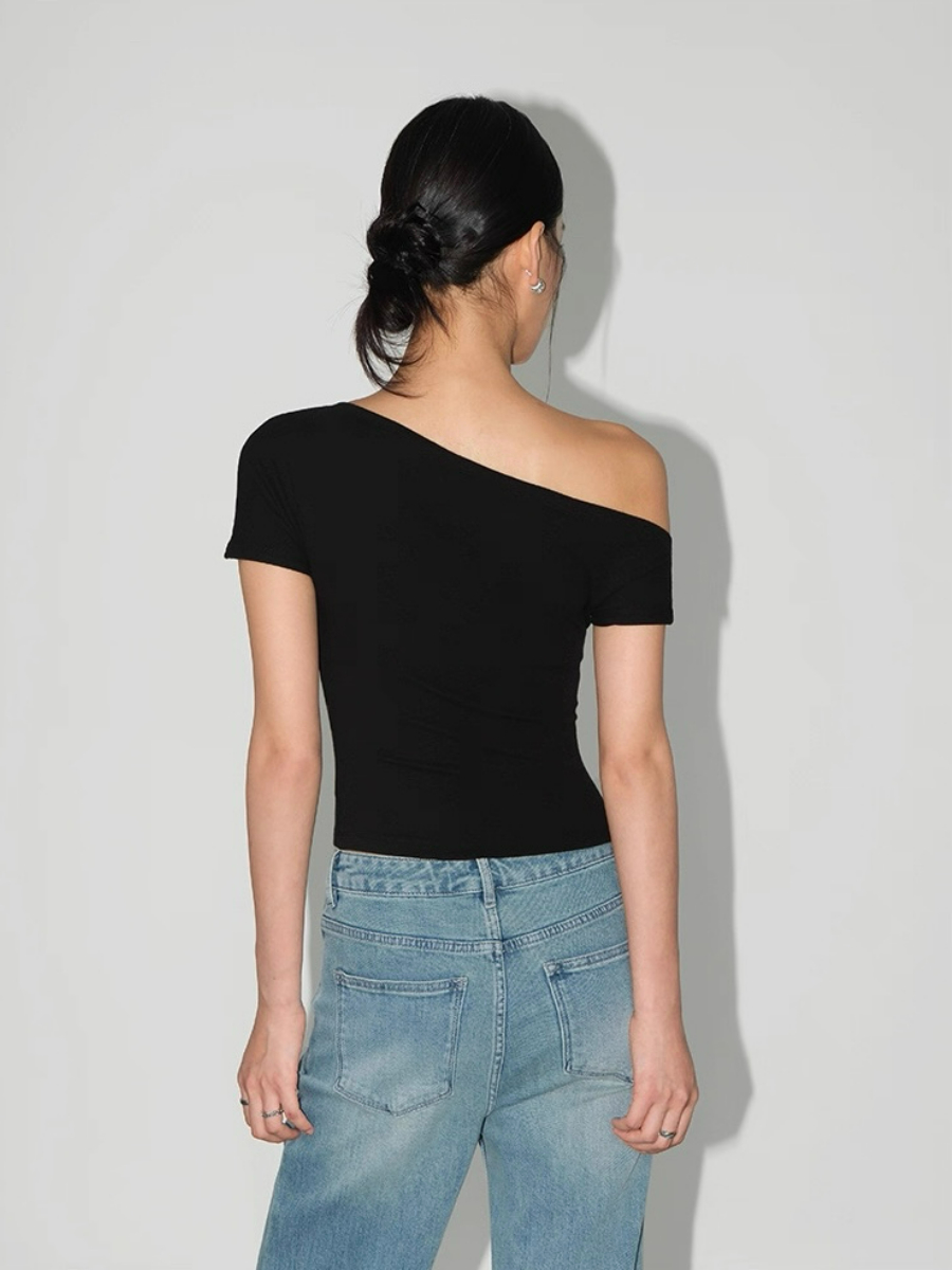 Wynn One Shoulder Knit Top