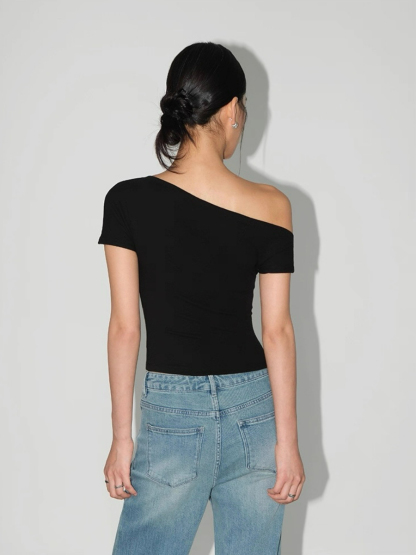 Wynn One Shoulder Knit Top
