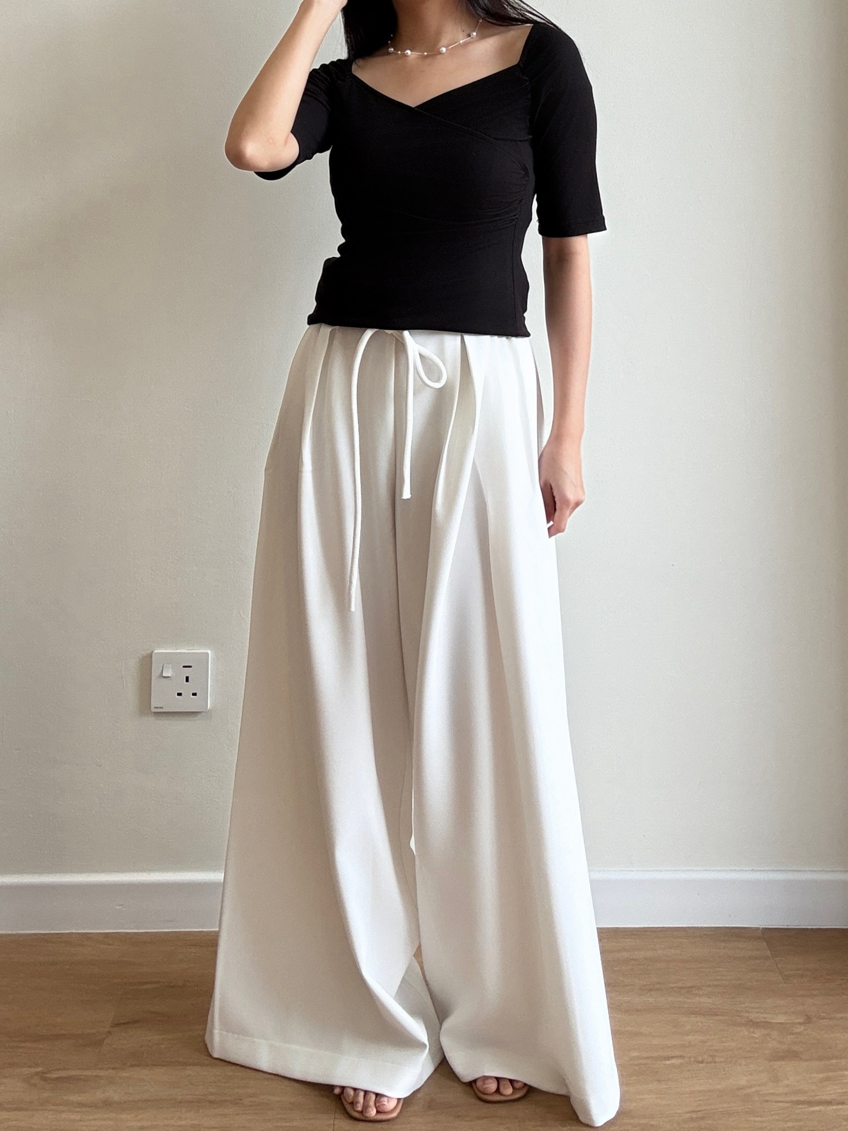 Georgia Off Shoulder Sweetheart Neckline Knit Top
