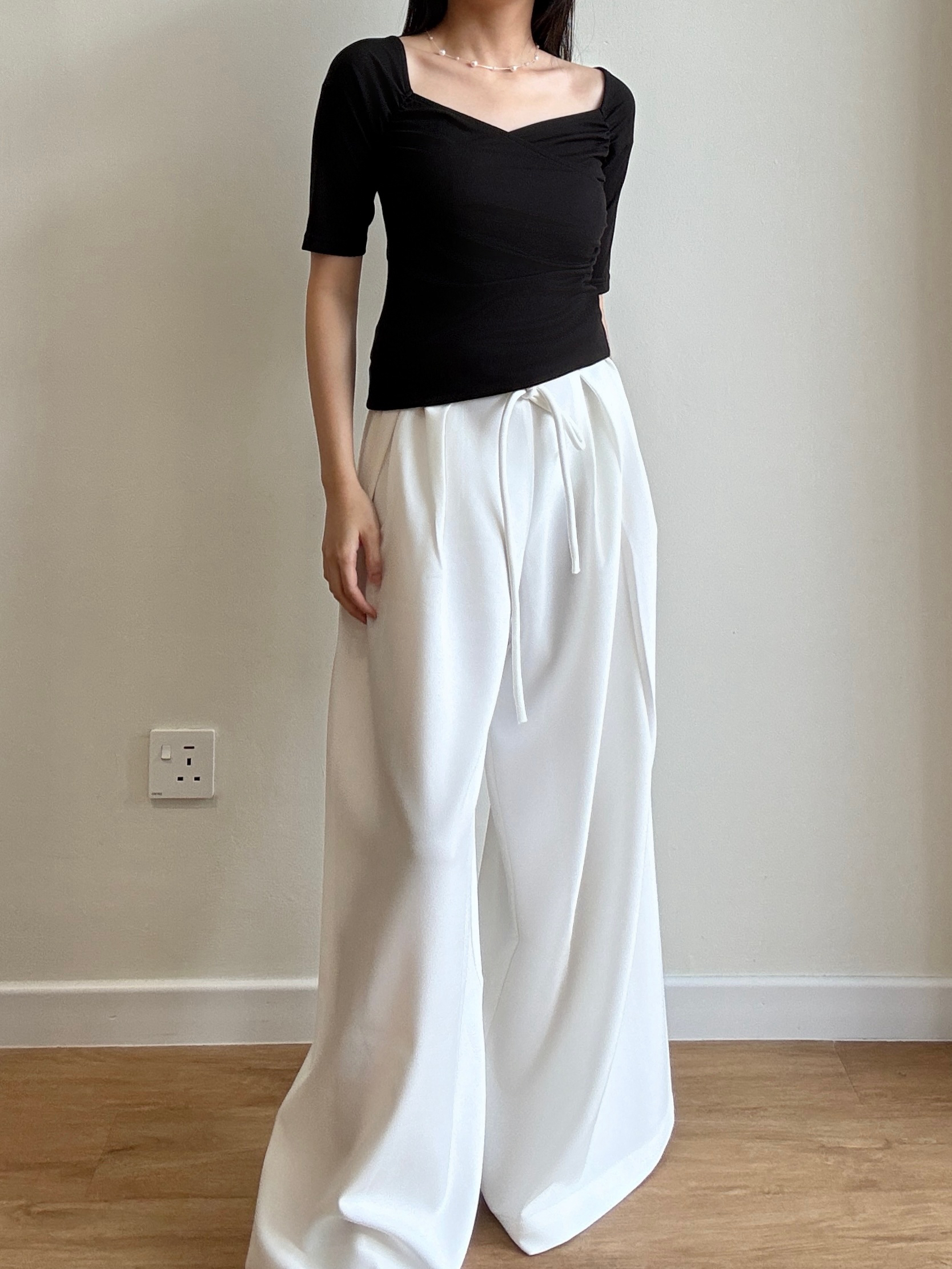 Georgia Off Shoulder Sweetheart Neckline Knit Top