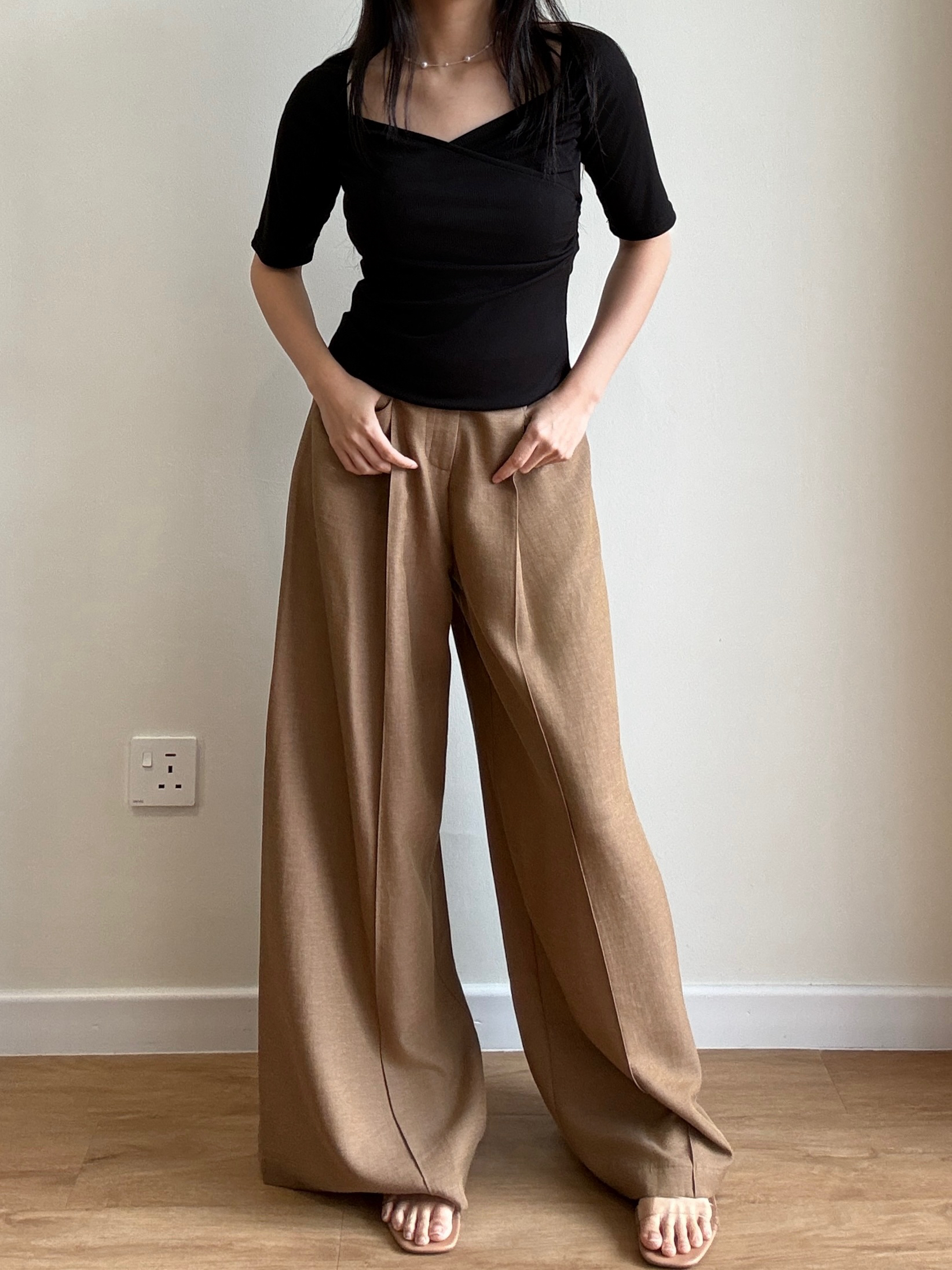 Georgia Off Shoulder Sweetheart Neckline Knit Top