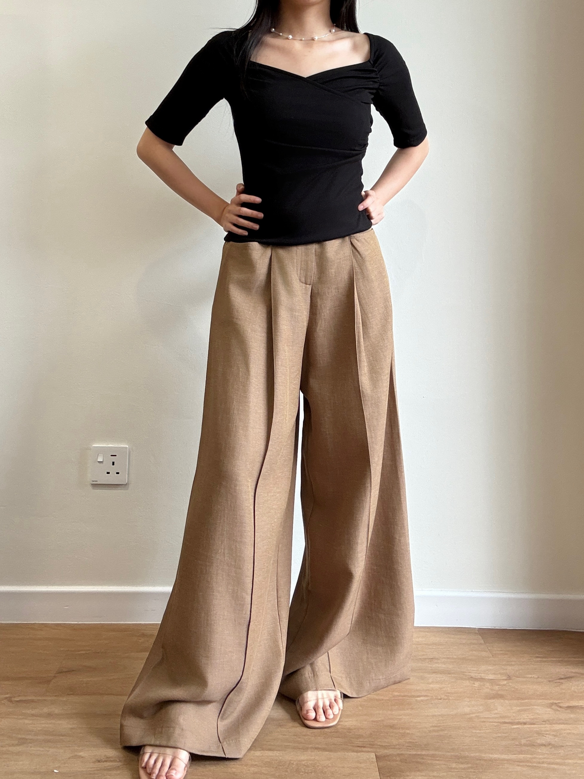 Georgia Off Shoulder Sweetheart Neckline Knit Top