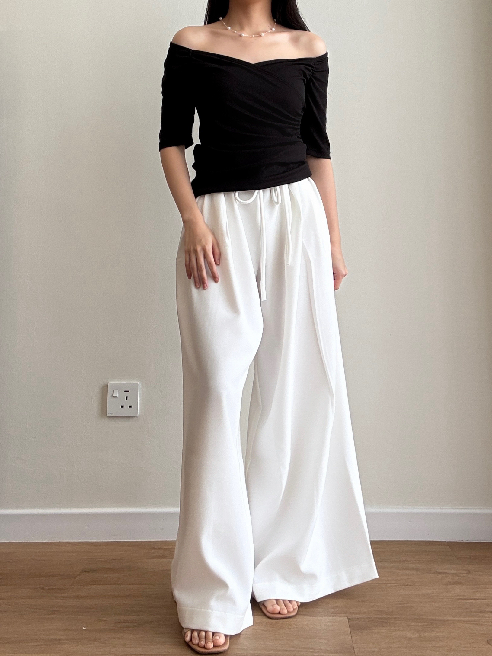 Georgia Off Shoulder Sweetheart Neckline Knit Top